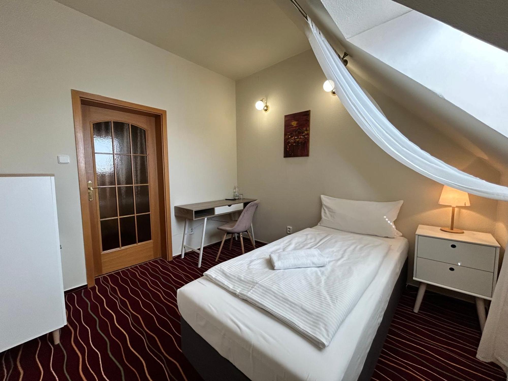 Hotel Brixen Havlíčkŭv Brod Esterno foto