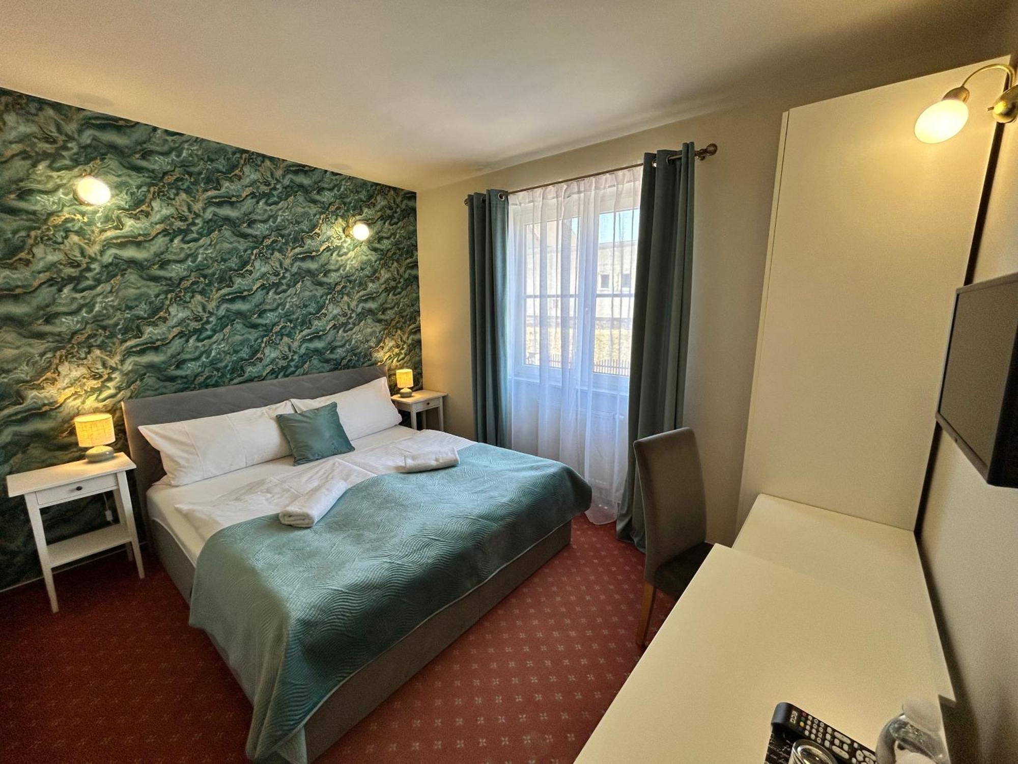 Hotel Brixen Havlíčkŭv Brod Esterno foto